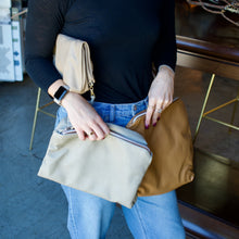 Load image into Gallery viewer, Tessa Clutch - Beige
