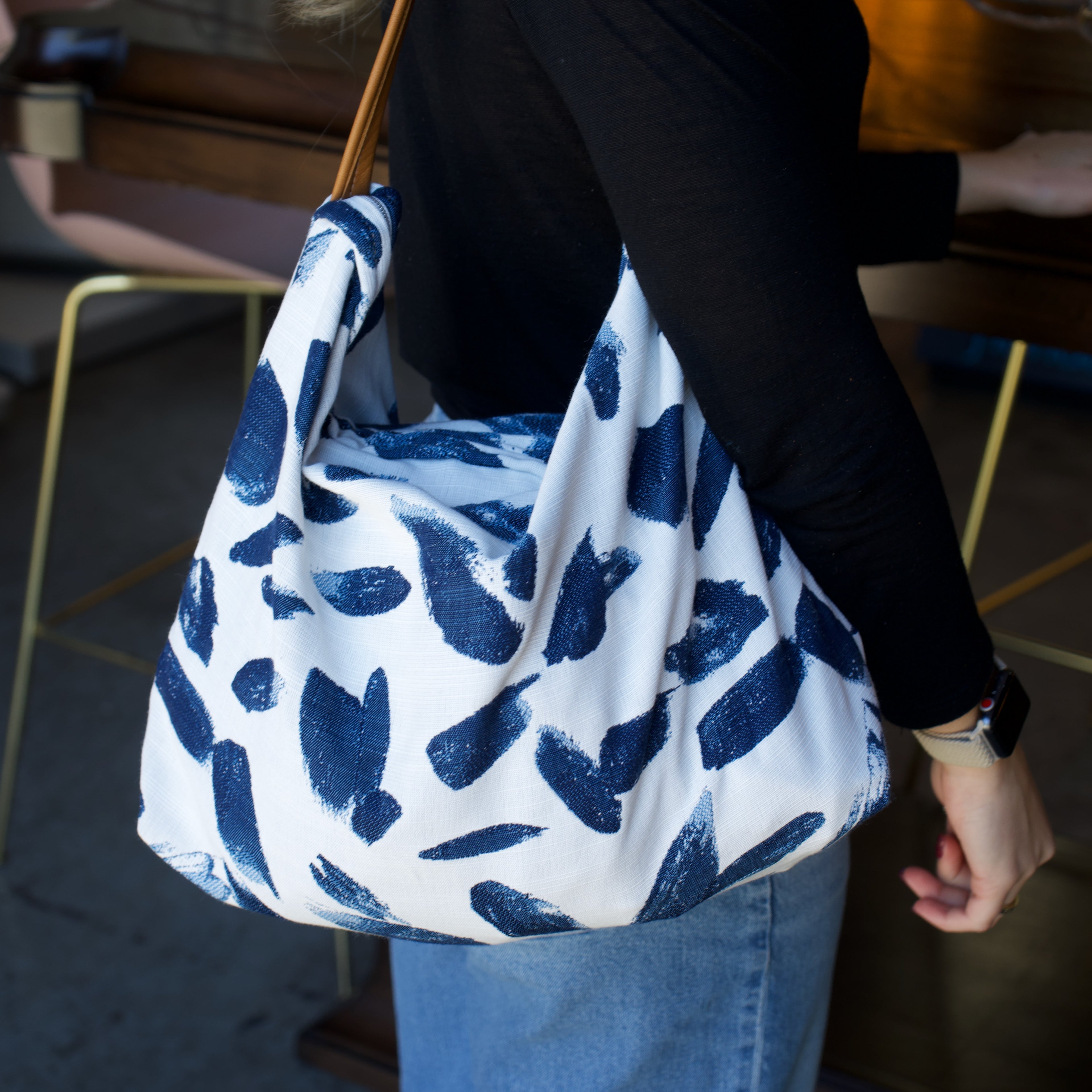 Josie Tote - Blue Swatch