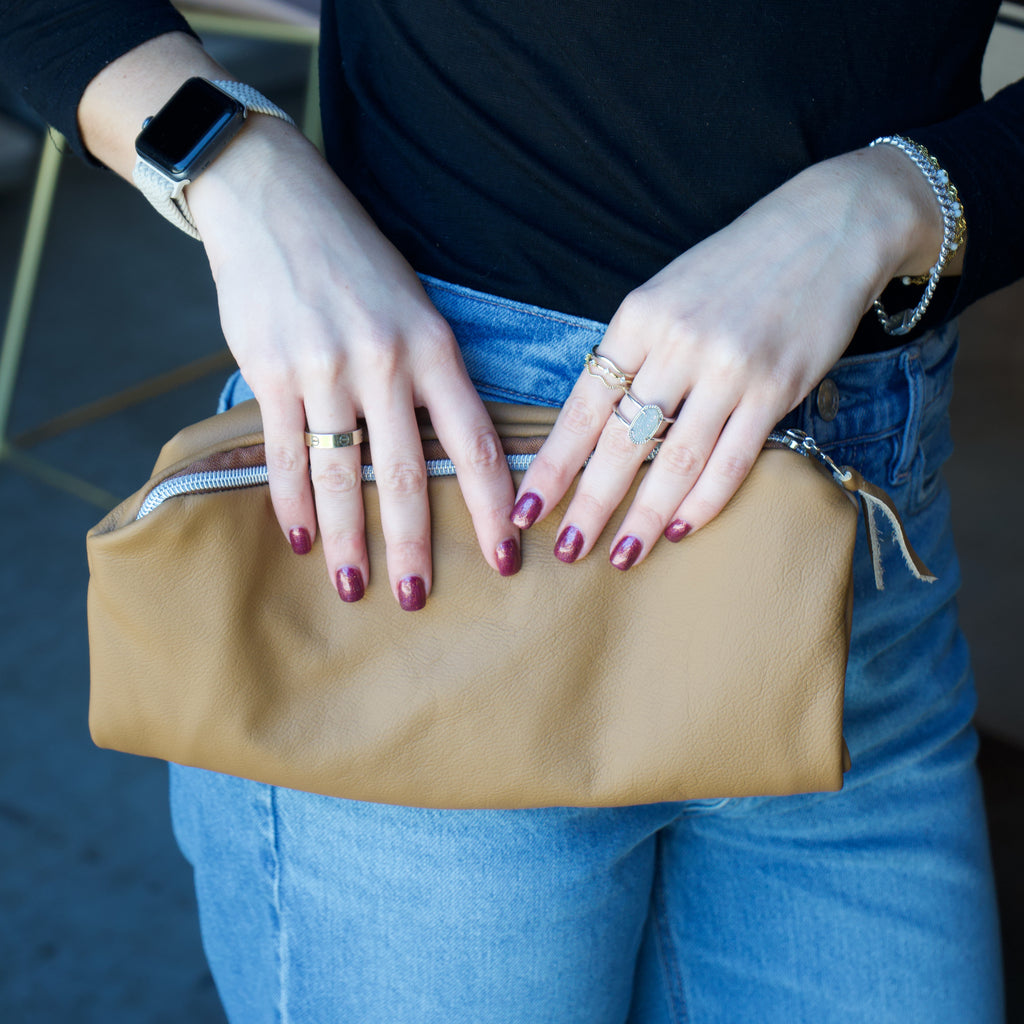 Tessa Clutch - Natural Brown